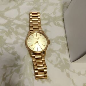 Nixon Watch